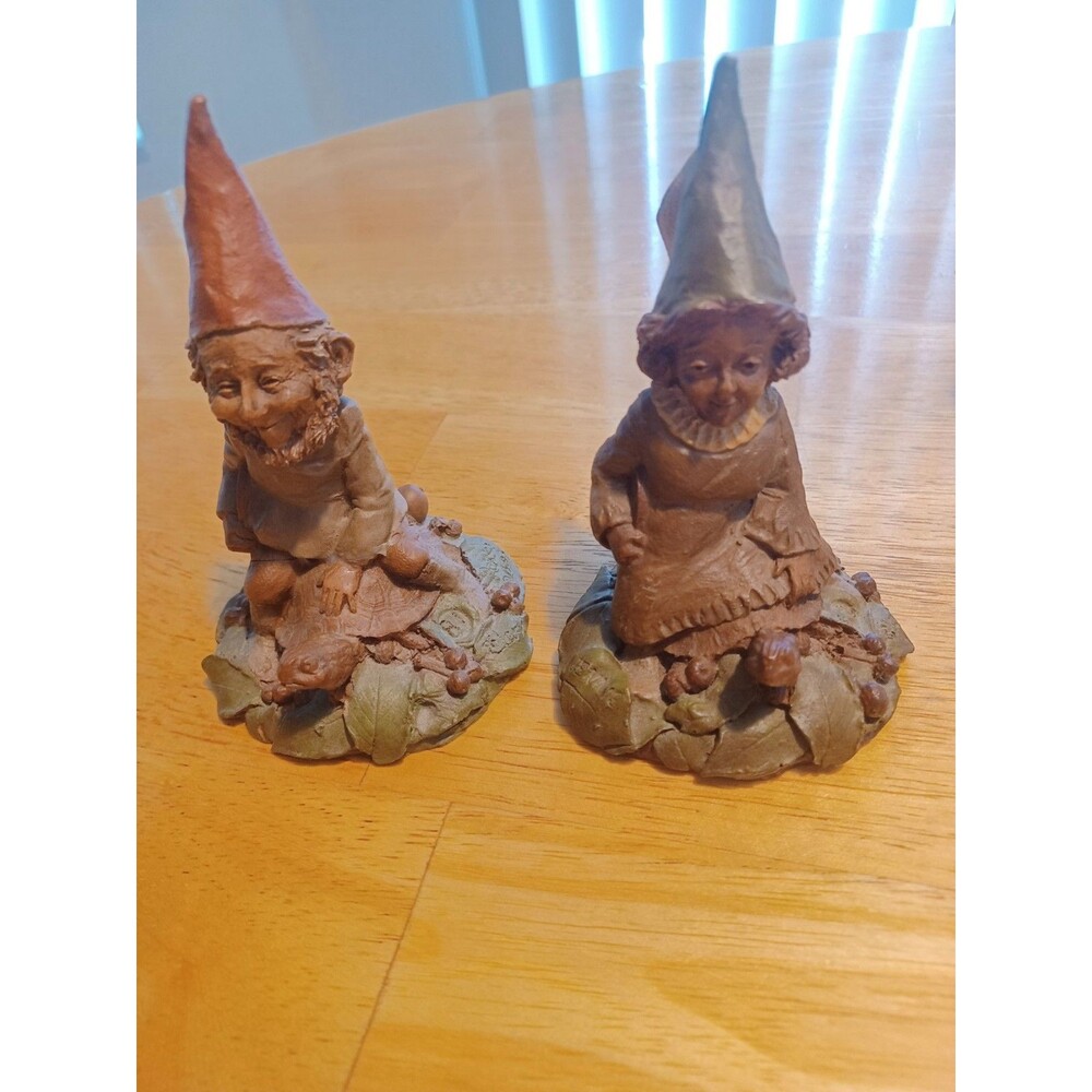 Tom Clark Set Of 2 Gnomes 1983 4.5" TALL SITTING ON A TURTLE